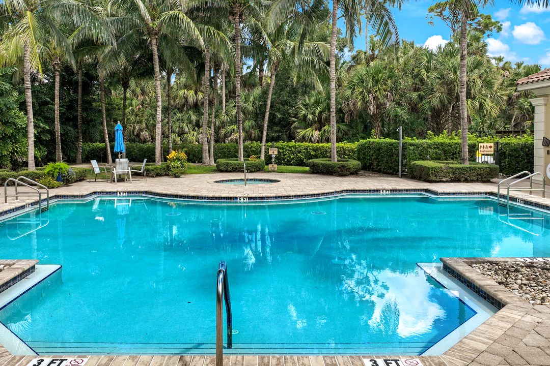 10069 Antori Dr, Estero, FL 33928