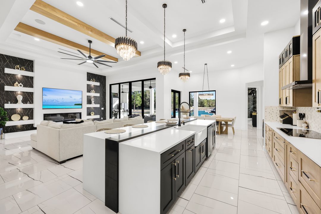 1104 E 6th St, Lehigh Acres, FL 33972