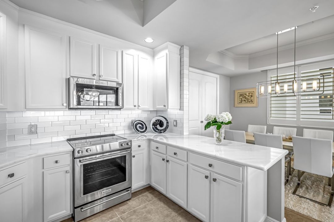 2090 W First St #2105, Fort Myers, FL 33901