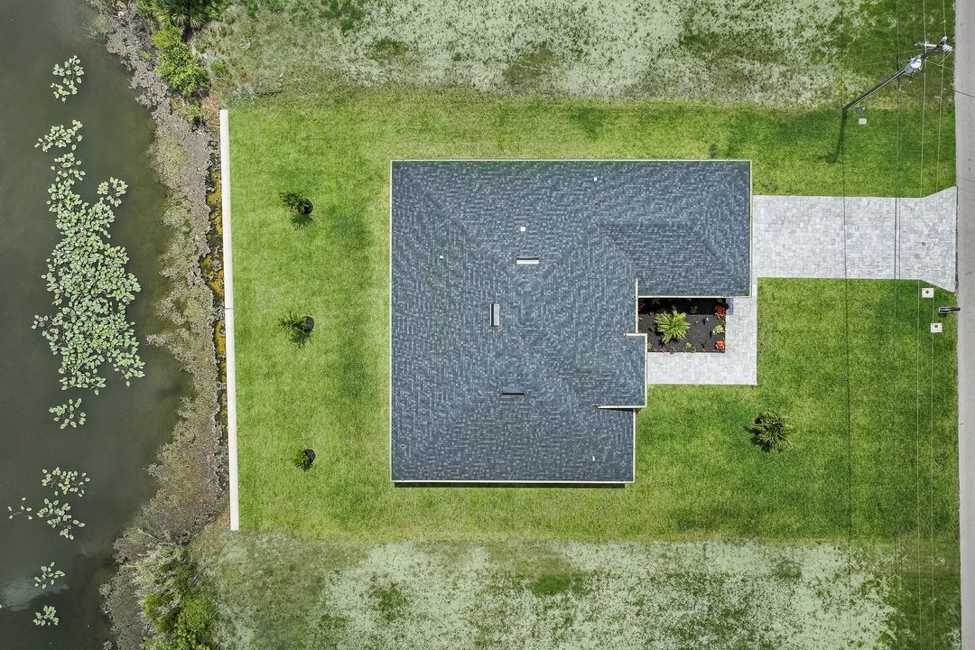 313 NE 5th St, Cape Coral, FL 33990