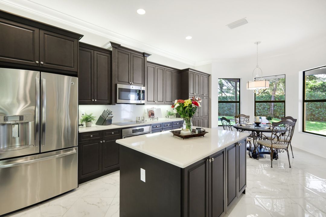 3344 Atlantic Cir, Naples, FL 34119