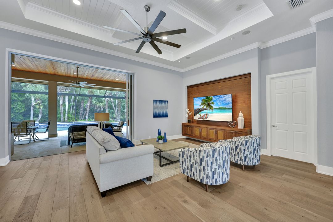 12219 Collier's Reserve Dr, Naples, FL 34110