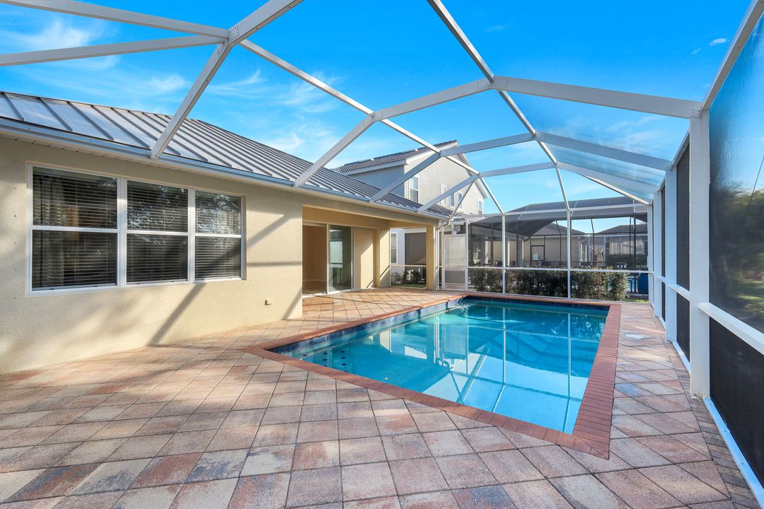 2730 Brightside Ct, Cape Coral, FL 33991