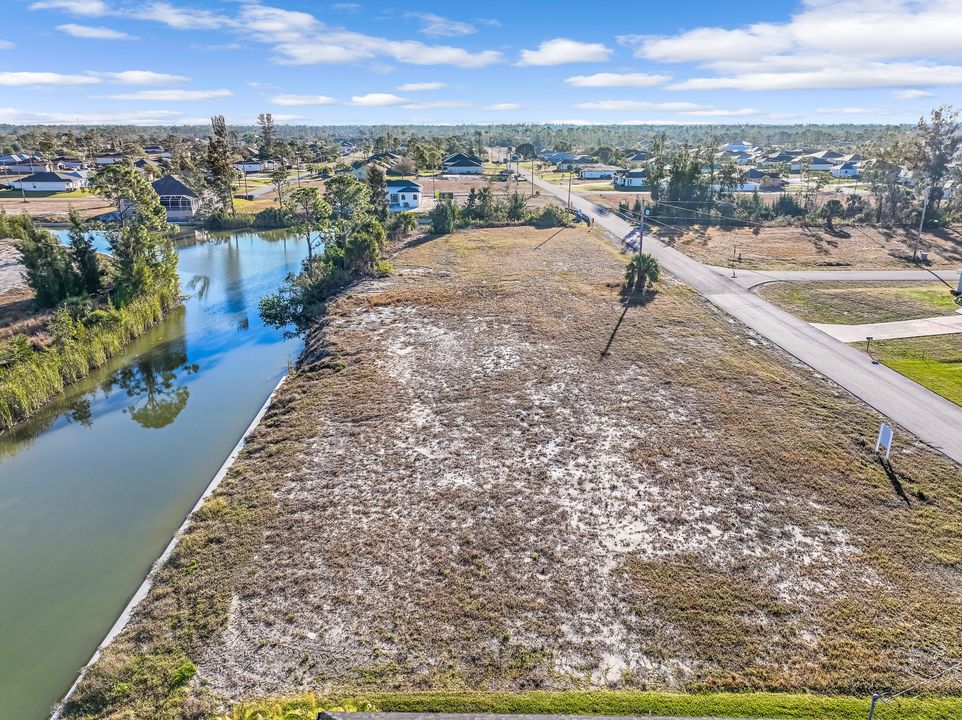 2027 NE 34th Terrace, Cape Coral, FL 33909