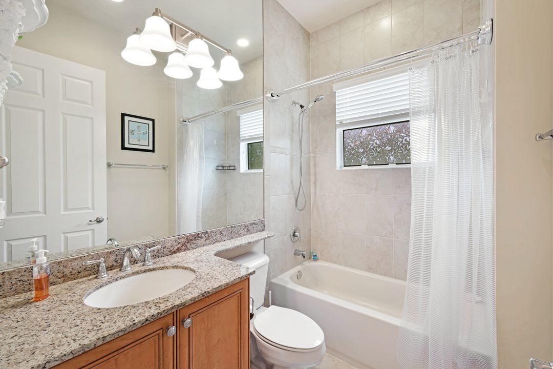 11292 Sparkleberry Dr, Fort Myers, FL 33913