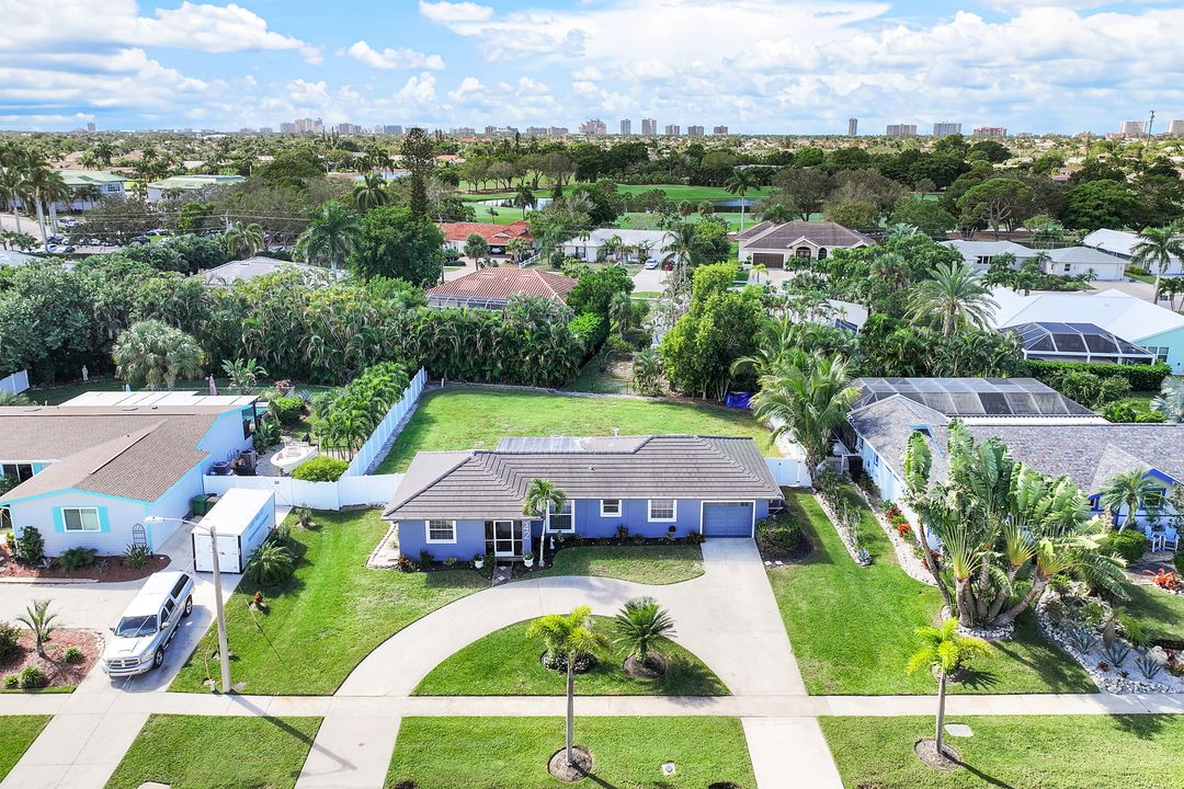 542 N Barfield Dr, Marco Island, FL 34145