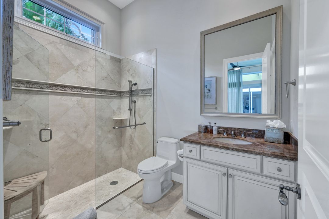 253 Cheshire Way, Naples, FL 34110