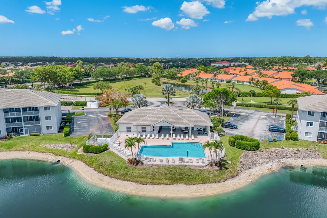 7827 Regal Heron Cir #302, Naples, FL 34104
