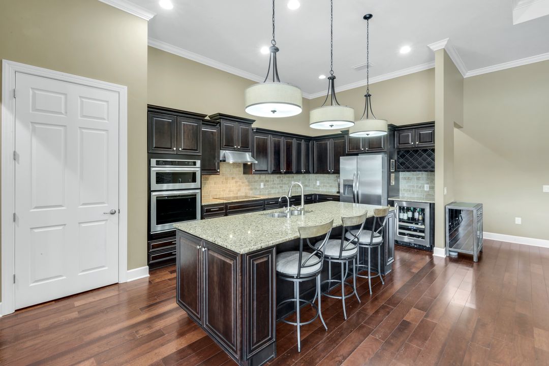 9180 Ores Cir, Naples, FL 34120