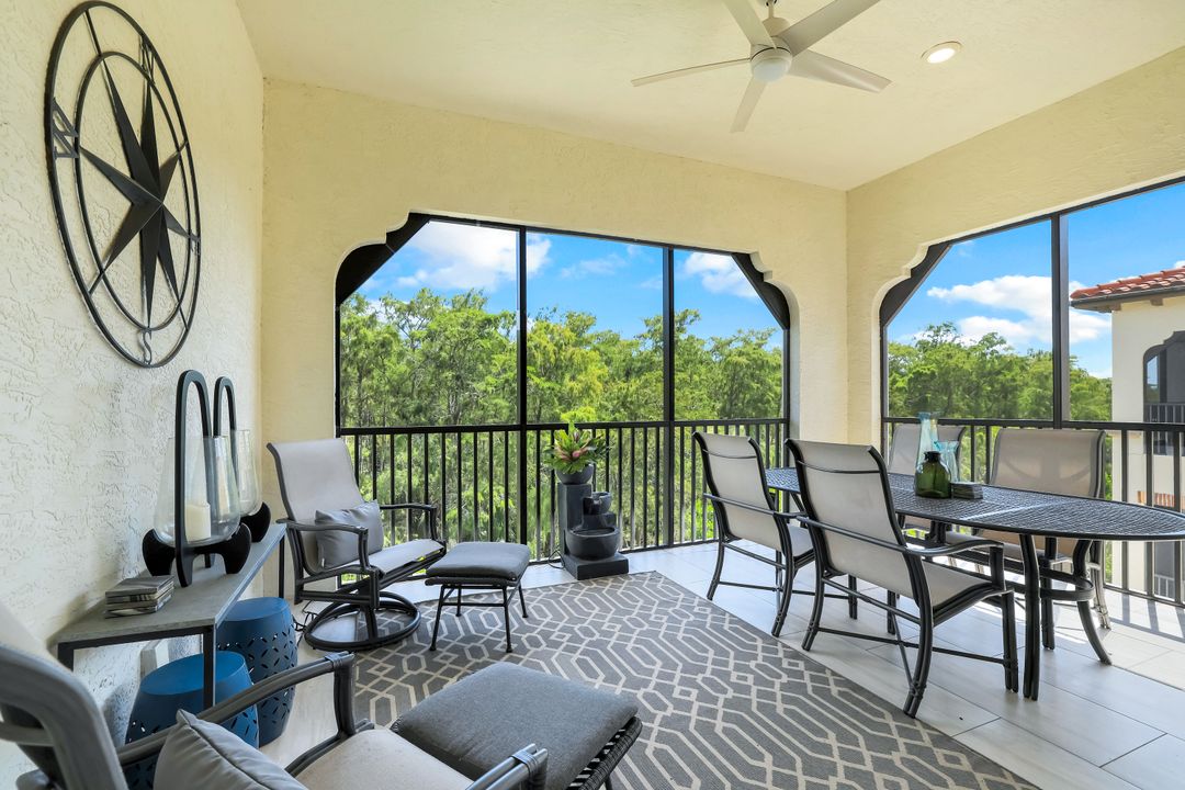 16374 Viansa Wy #302, Naples, FL 34110