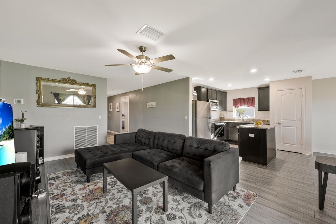 210 NE 16th Terrace, Cape Coral, FL 33909