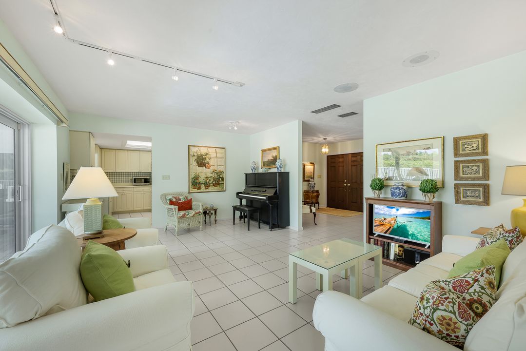 1839 Imperial Golf Course Blvd, Naples, FL 34110