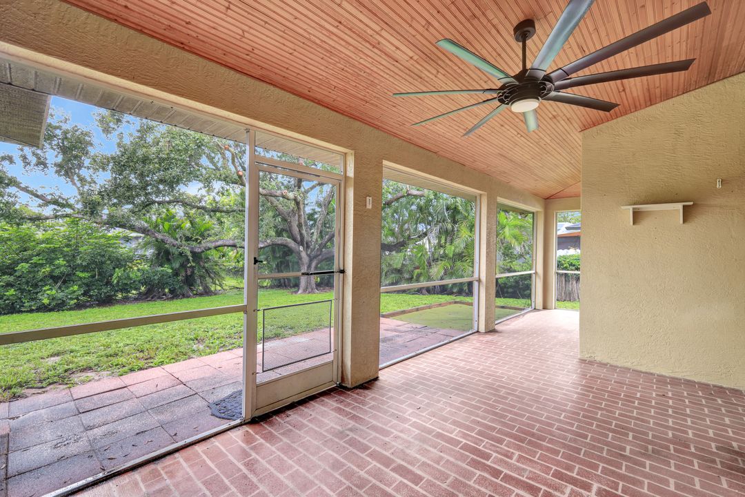 18554 Olive Rd, Fort Myers, FL 33967