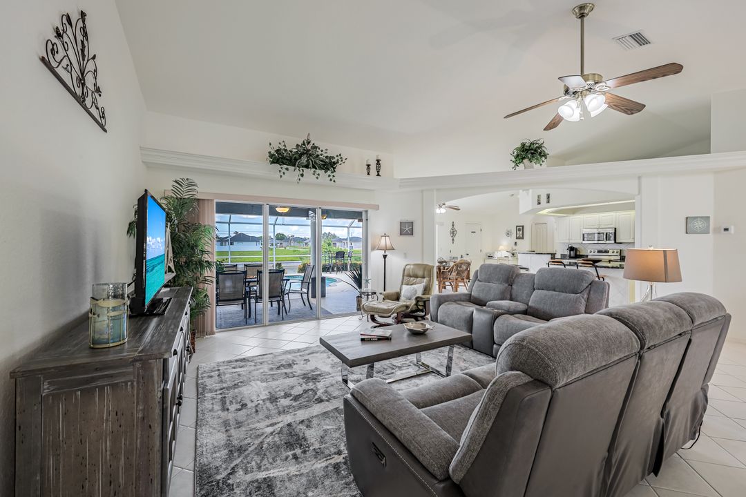 124 NE 6th St, Cape Coral, FL 33909