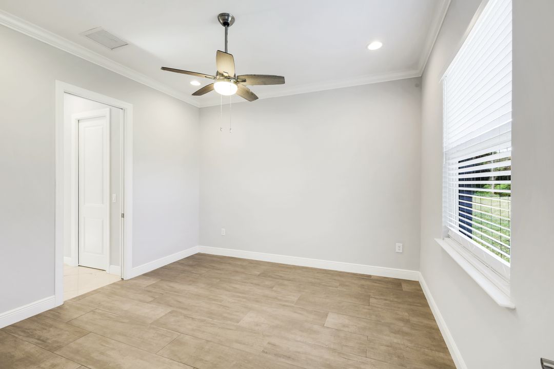 3625 26th Ave SE, Naples, FL 34117