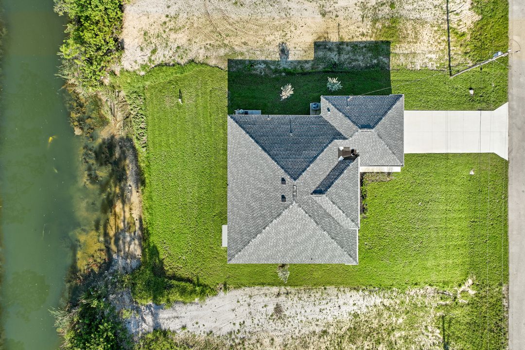 1828 NW 30th Terrace, Cape Coral, FL 33993