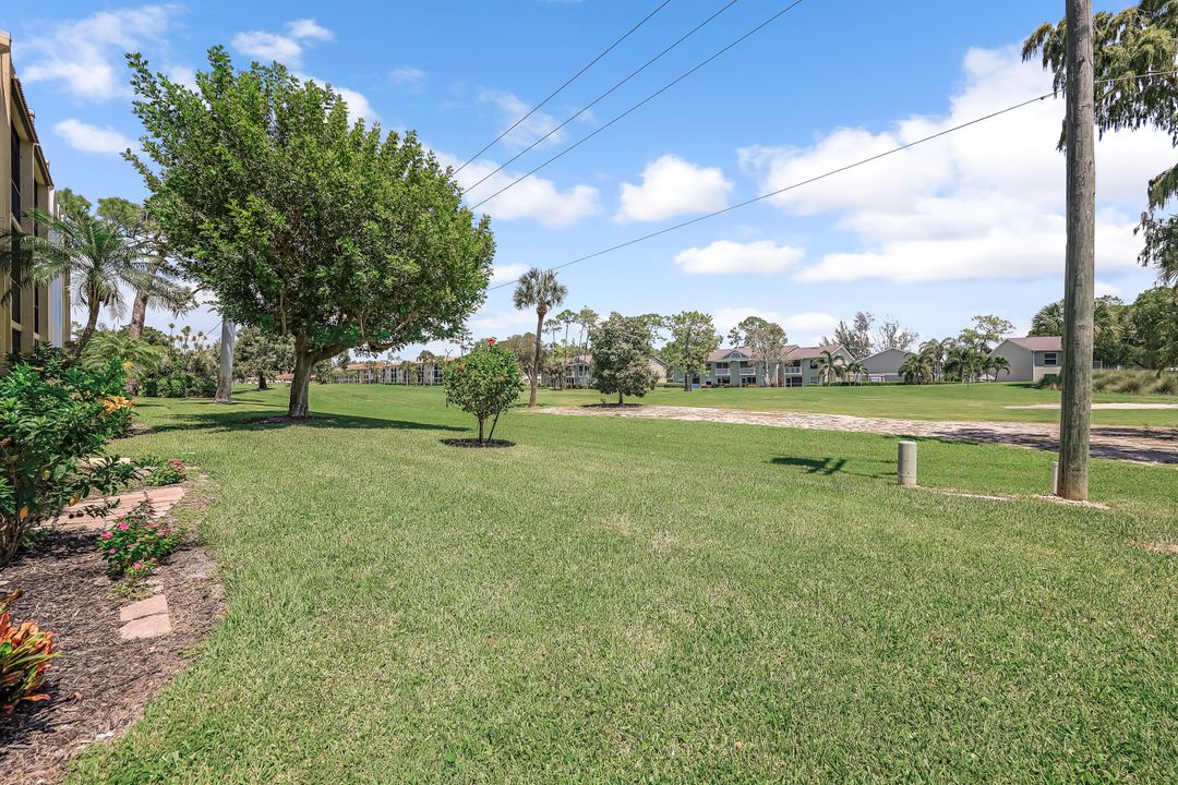 1085 Forest Lakes Dr #8204, Naples, FL 34105