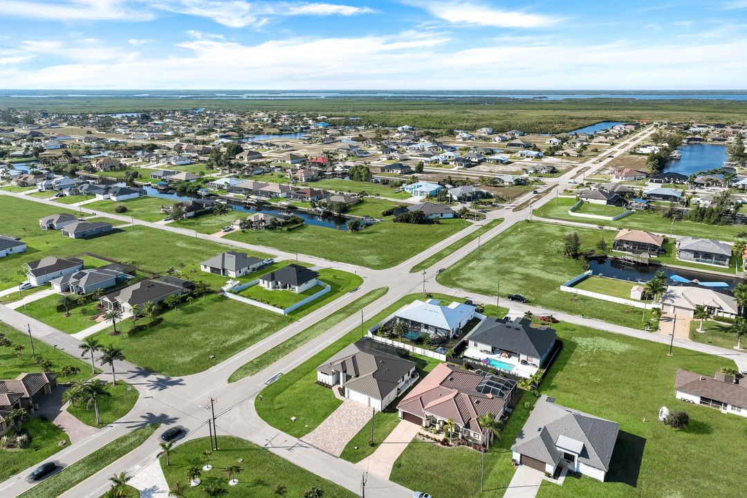 1600 NW 38th Ave, Cape Coral, FL 33993