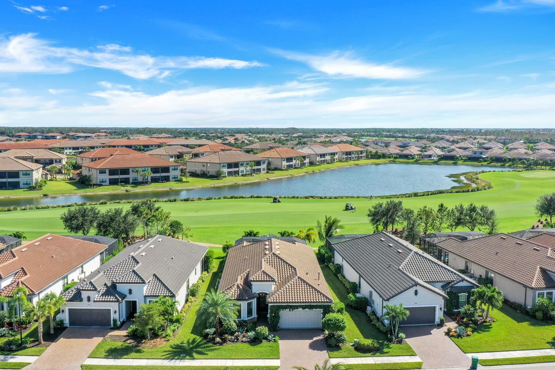 9500 Montelanico Loop, Naples, FL 34119