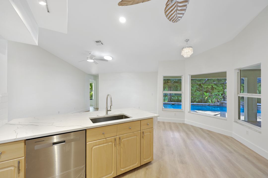 244 Channing Ct, Naples, FL 34110