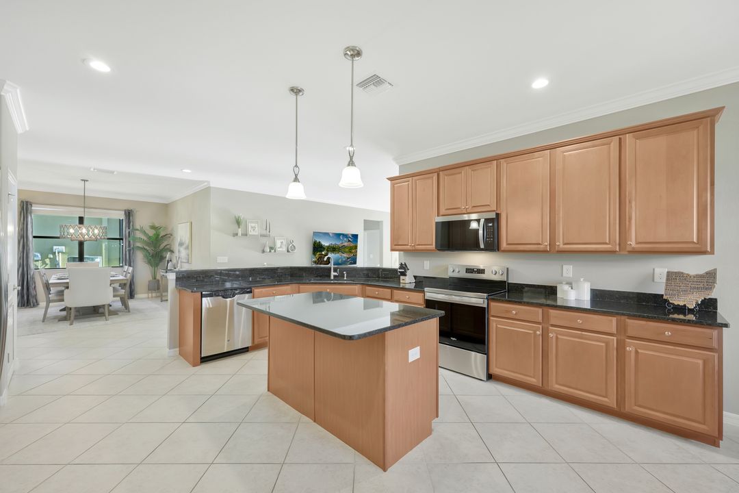 2717 Via Santa Croce Ct, Fort Myers, FL 33905