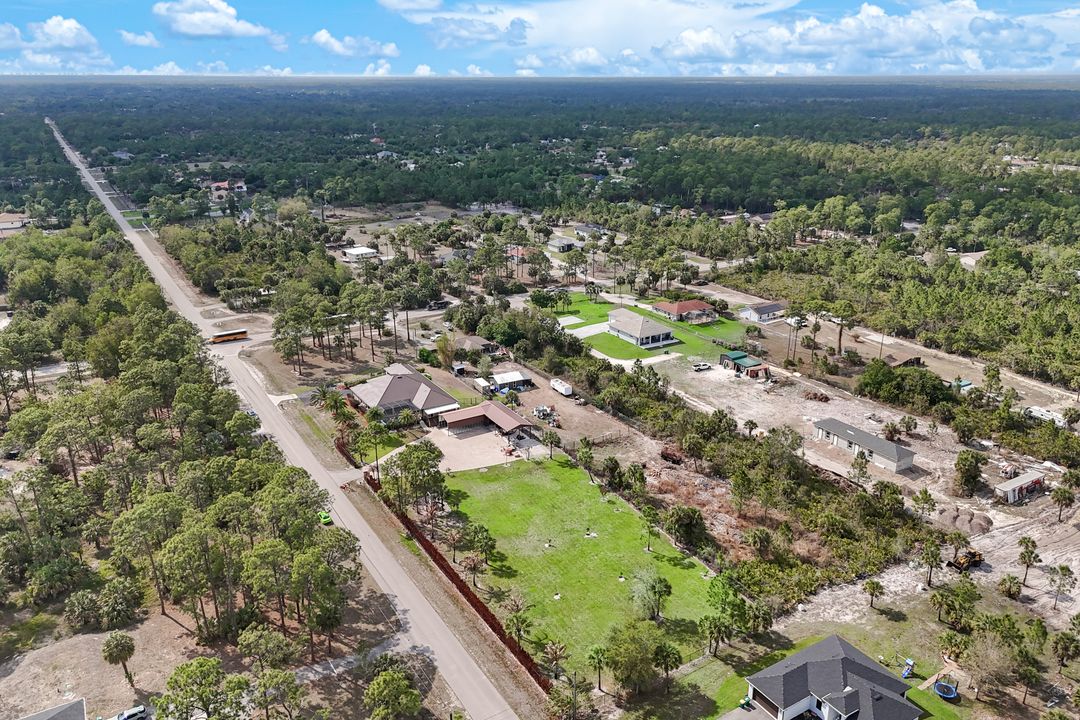 3223 4th Ave NE, Naples, FL 34120