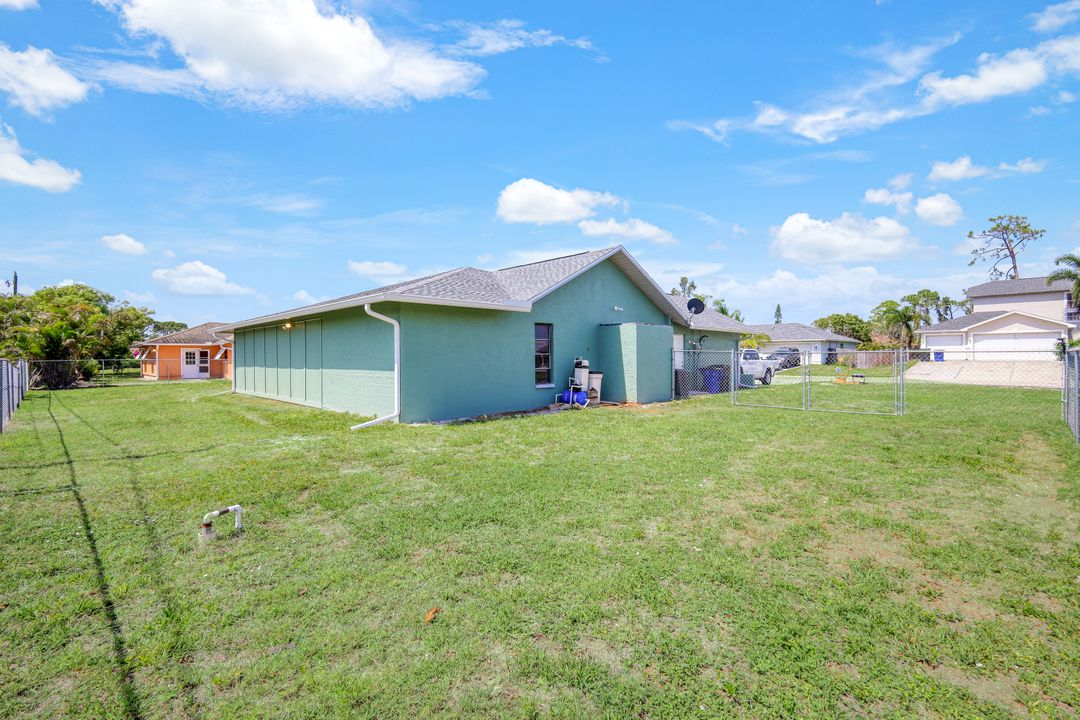 17409 Delaware Rd, Fort Myers, FL 33967