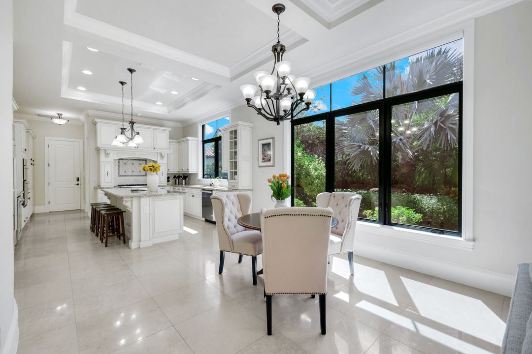 2351 Traditions Ct, Naples, FL 34105