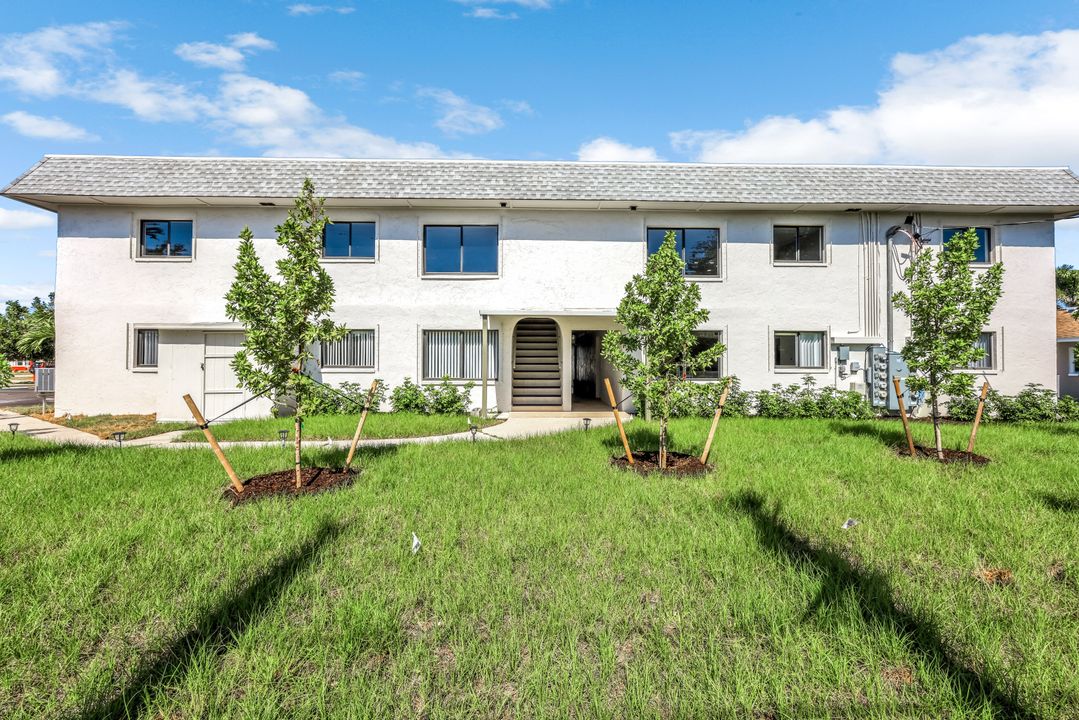 4815 Tudor Dr #5-8, Cape Coral, FL 33904