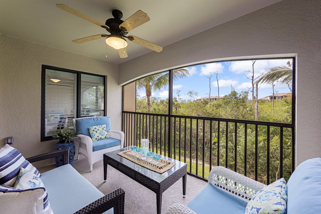 9828 Venezia Cir #1124, Naples, FL 34113