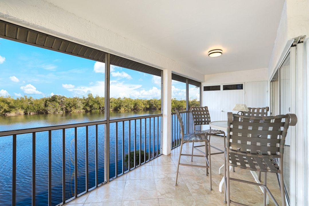 1325 Mainsail Dr #1211, Naples, FL 34114