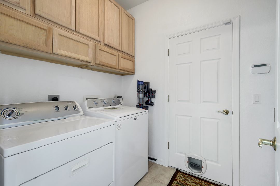 9830 Mar Largo Cir, Fort Myers, FL 33919