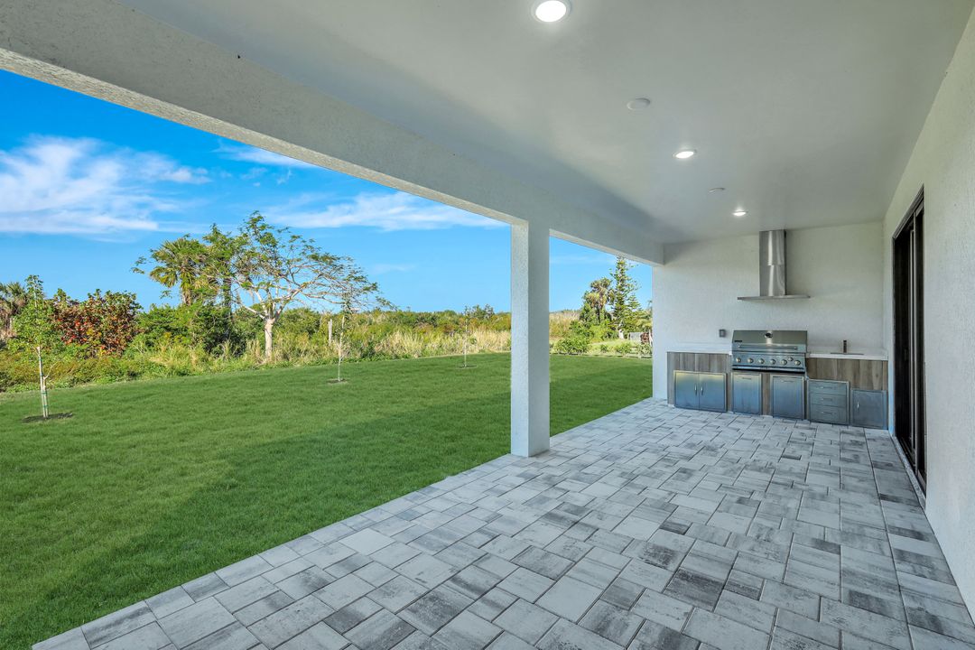 5722 SW 1st Ct, Cape Coral, FL 33914