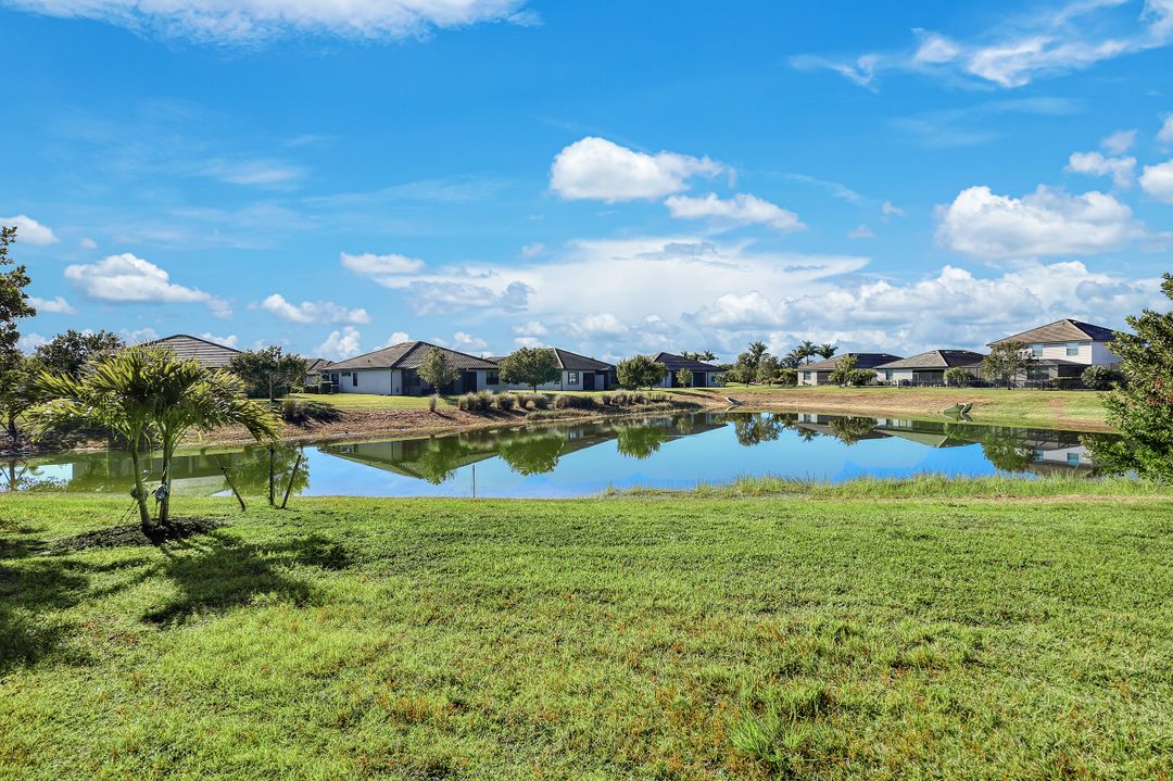 14021 Pine Lodge Ln, Fort Myers, FL 33913