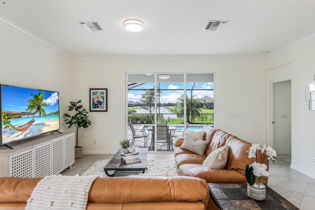 2214 Cara Cara Way, Naples, FL 34120