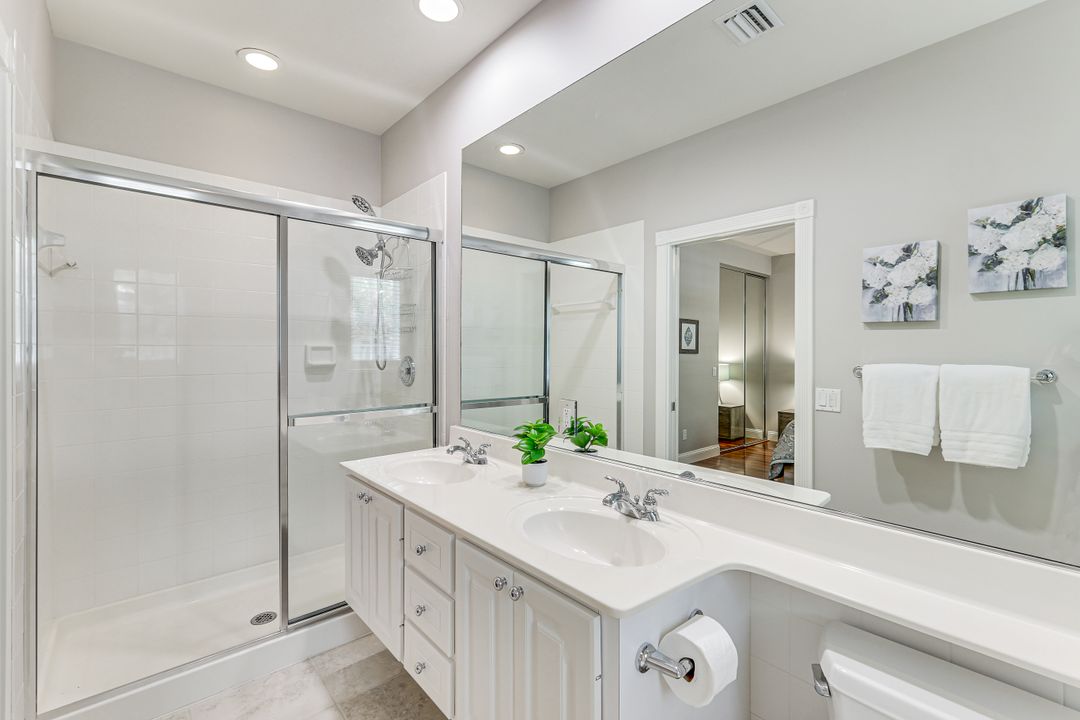 15400 Almaco Cir, Bonita Springs, FL 34135