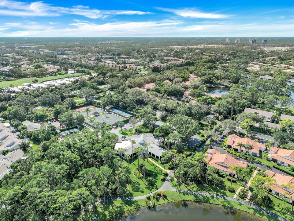 15465 Cedarwood Ln #7-202, Naples, FL 34110