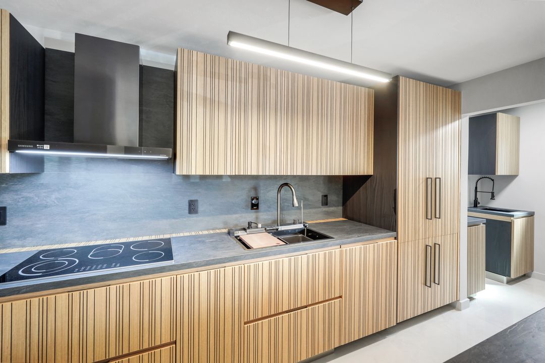 788 Park Shore Dr #E20, Naples, FL 34103