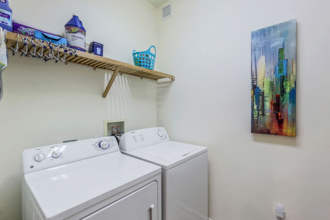 9082 Albion Ln S #6702, Naples, FL 34113