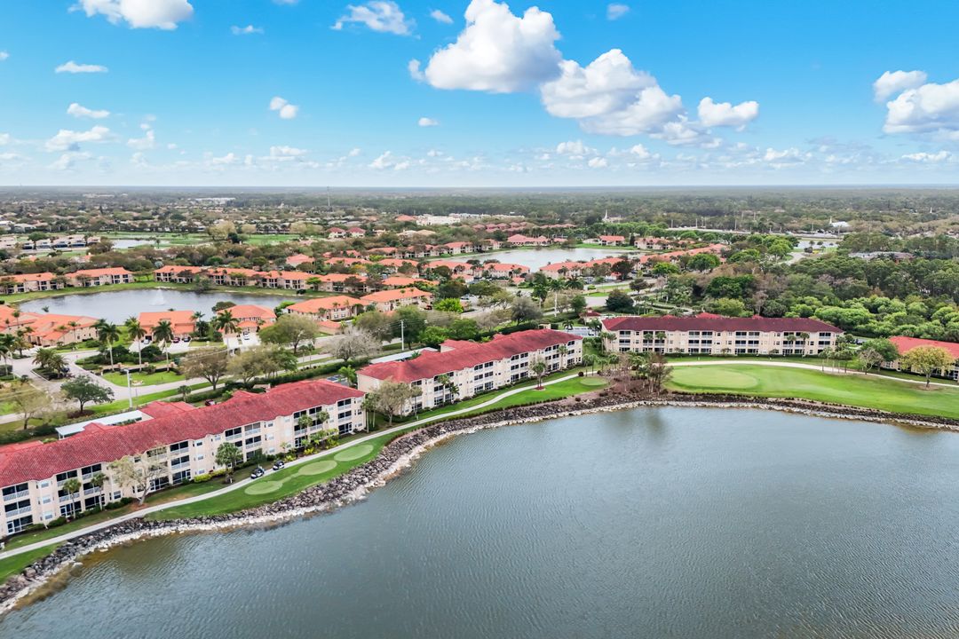 2717 Cypress Trace Cir #2717, Naples, FL 34119
