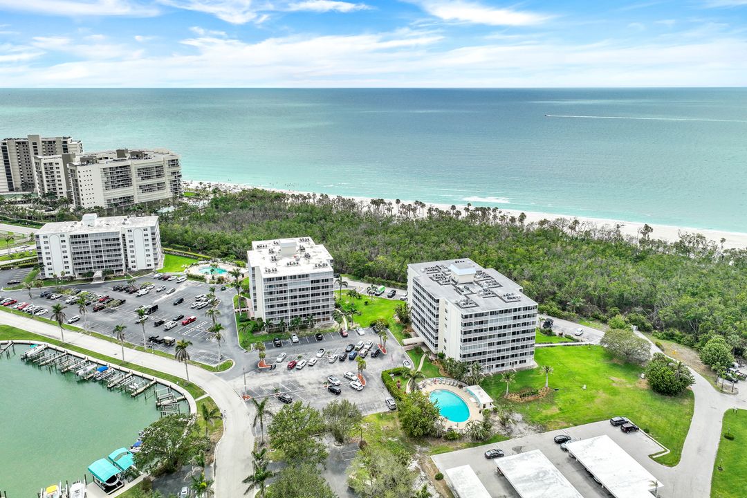 5 Bluebill Ave APT 506, Naples, FL 34108