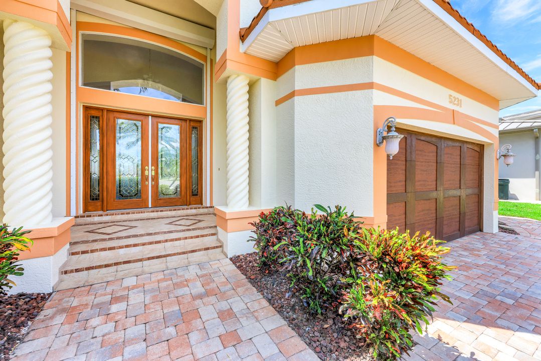 5231 SW 5th Pl, Cape Coral, FL 33914