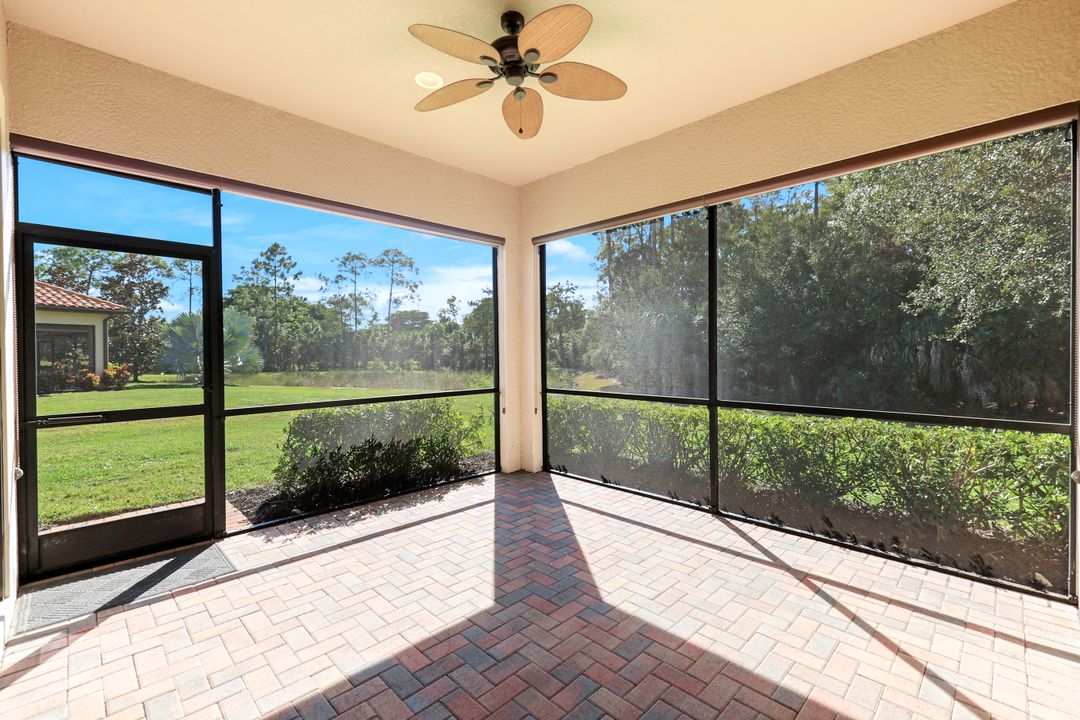 9149 Isla Bella Cir, Bonita Springs, FL 34135