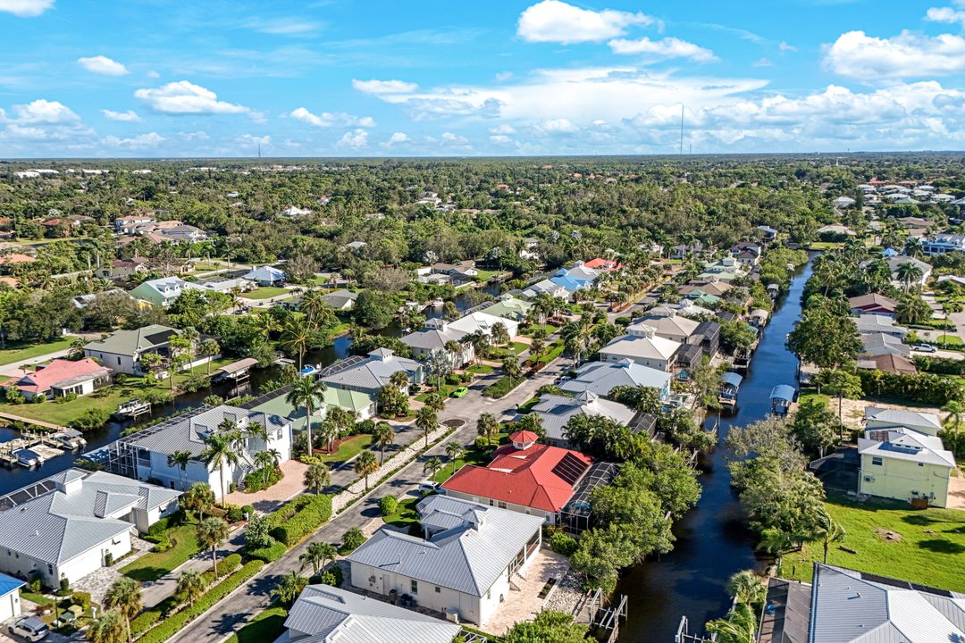 27080 Flamingo Dr, Bonita Springs, FL 34135