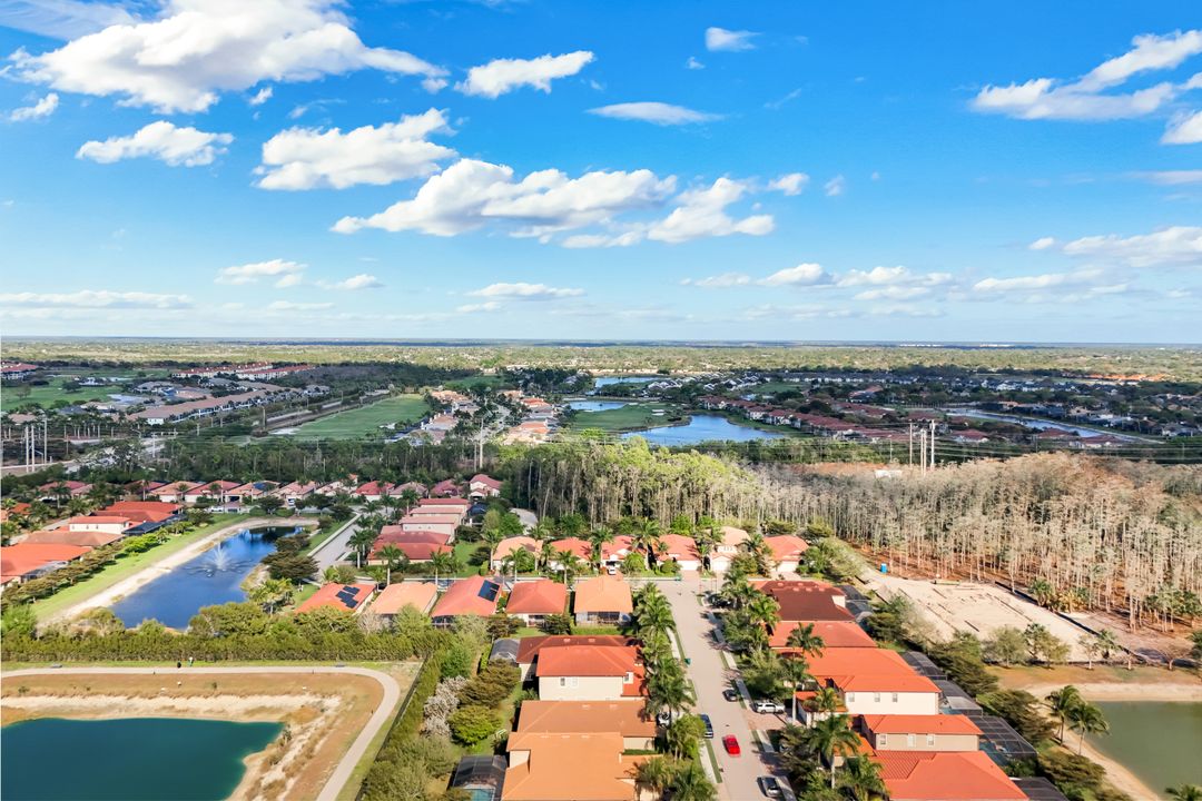 16357 Aberdeen Wy, Naples, FL 34110