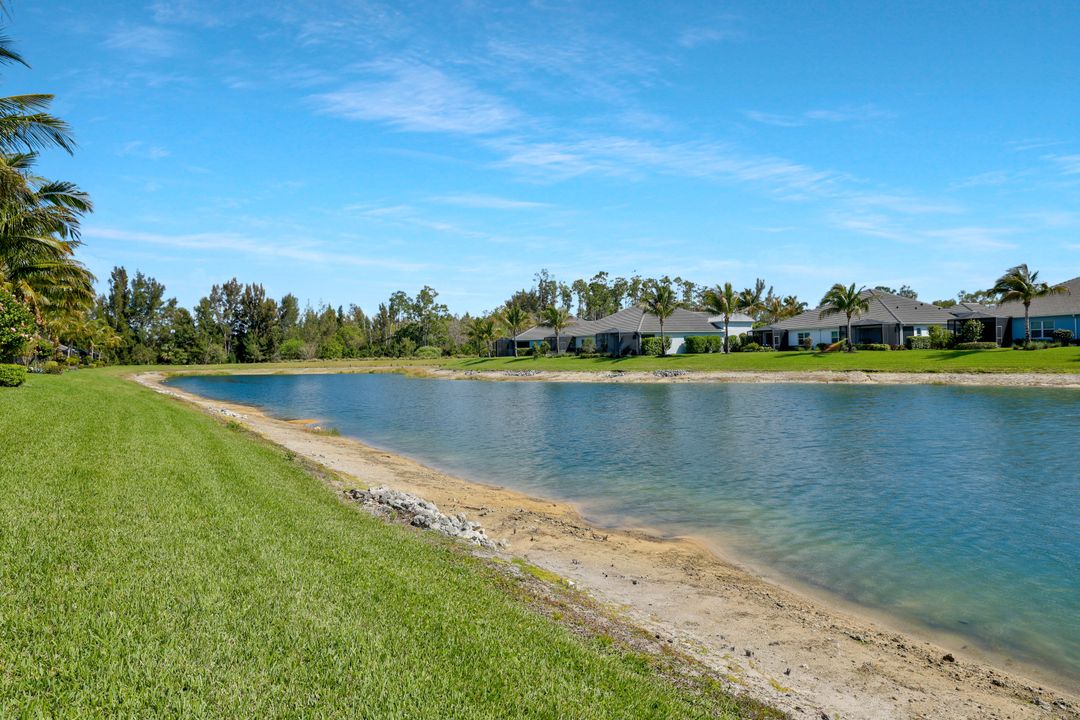 2291 Marquesa Cir, Naples, FL 34112