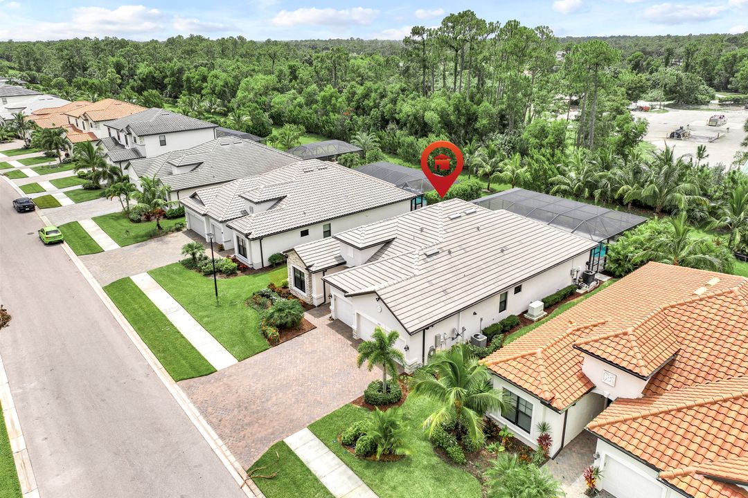 2130 Antigua Ln, Naples, FL 34120