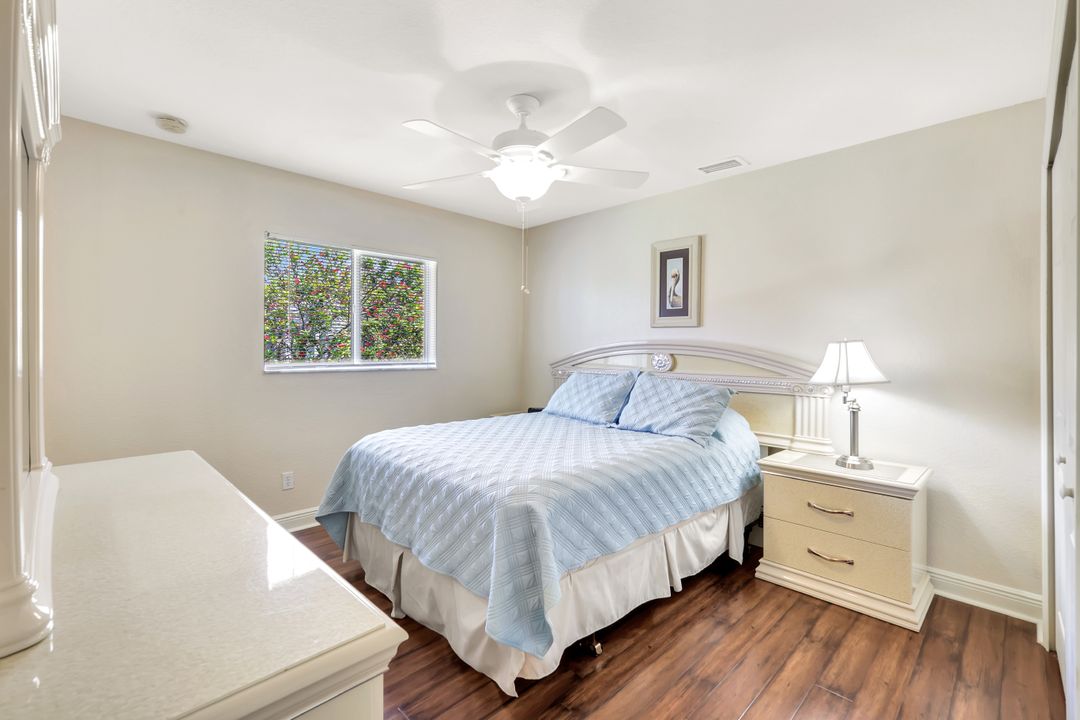 3317 SW 5th Pl, Cape Coral, FL 33914