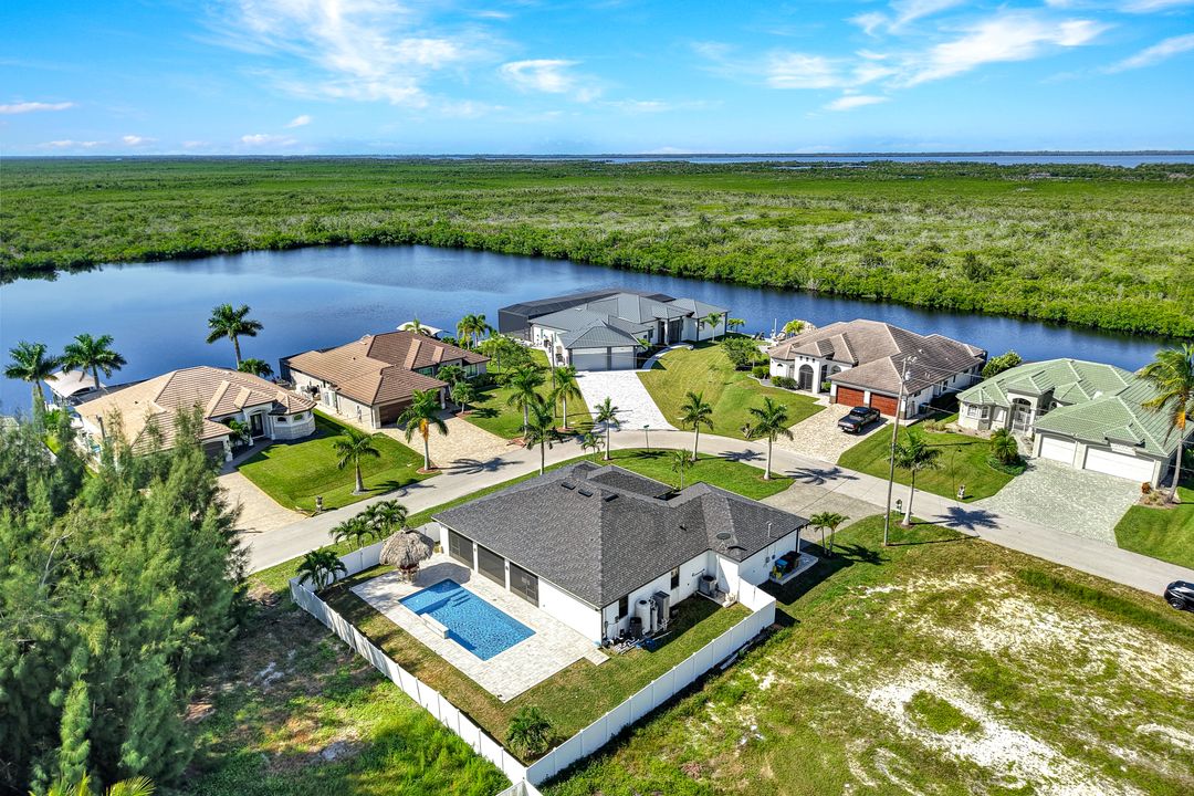 2701 NW 46th Ave, Cape Coral, FL 33993