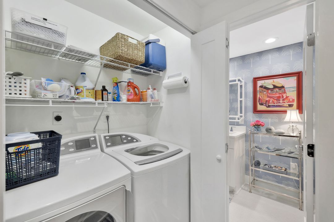 5801 Glencove Dr #502, Naples, FL 34108